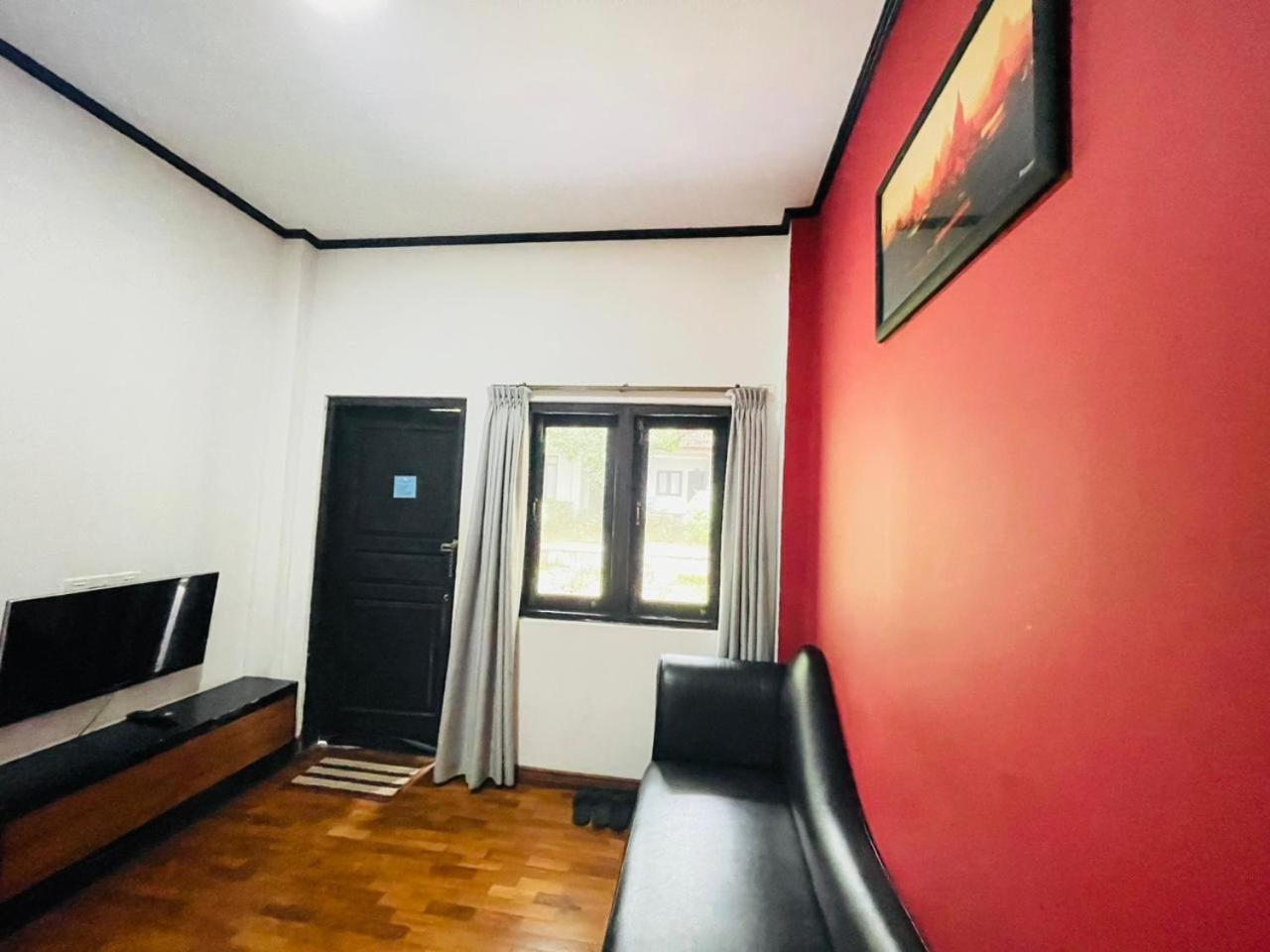 Thanlyin Wh Hotel & Service Apartment מראה חיצוני תמונה