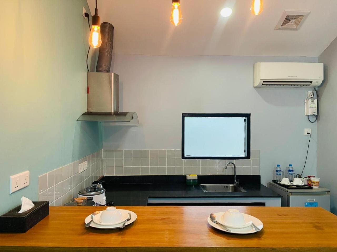Thanlyin Wh Hotel & Service Apartment מראה חיצוני תמונה