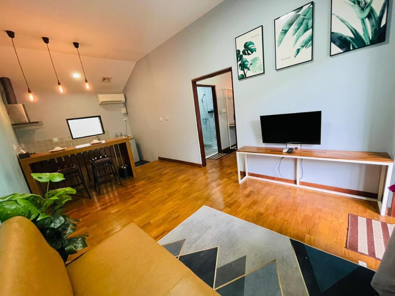 Thanlyin Wh Hotel & Service Apartment מראה חיצוני תמונה